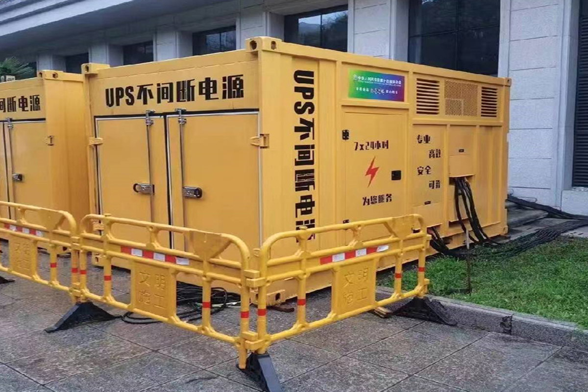富拉尔基发电机租赁施工现场